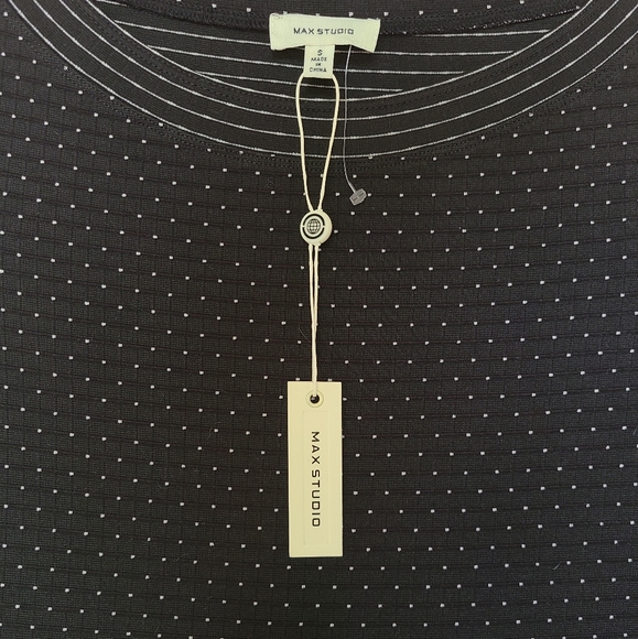 ☆NWT Max studio halfsleeve polkadot pleated dress☆ - Picture 4 of 9